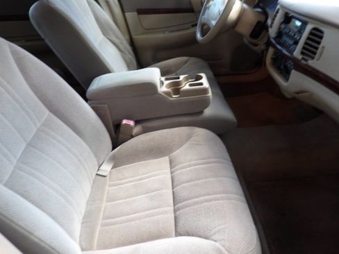 Used 2003 Chevrolet Impala image 28