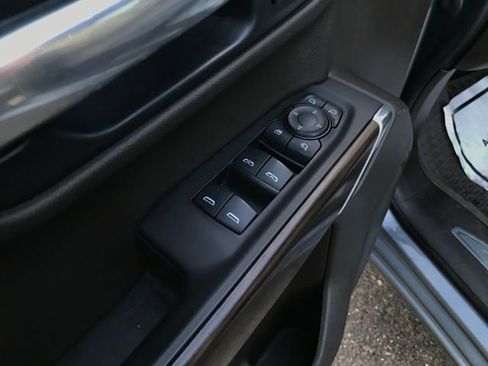 Used 2021 GMC Sierra 1500 SLT image 19