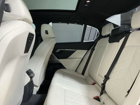 Certified 2025 BMW 530i xDrive w/ Executive Package image 26