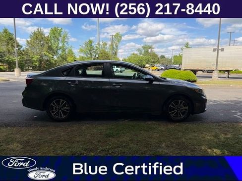 Used 2024 Kia Forte LXS w/ LXS Technology Package FWD image 5