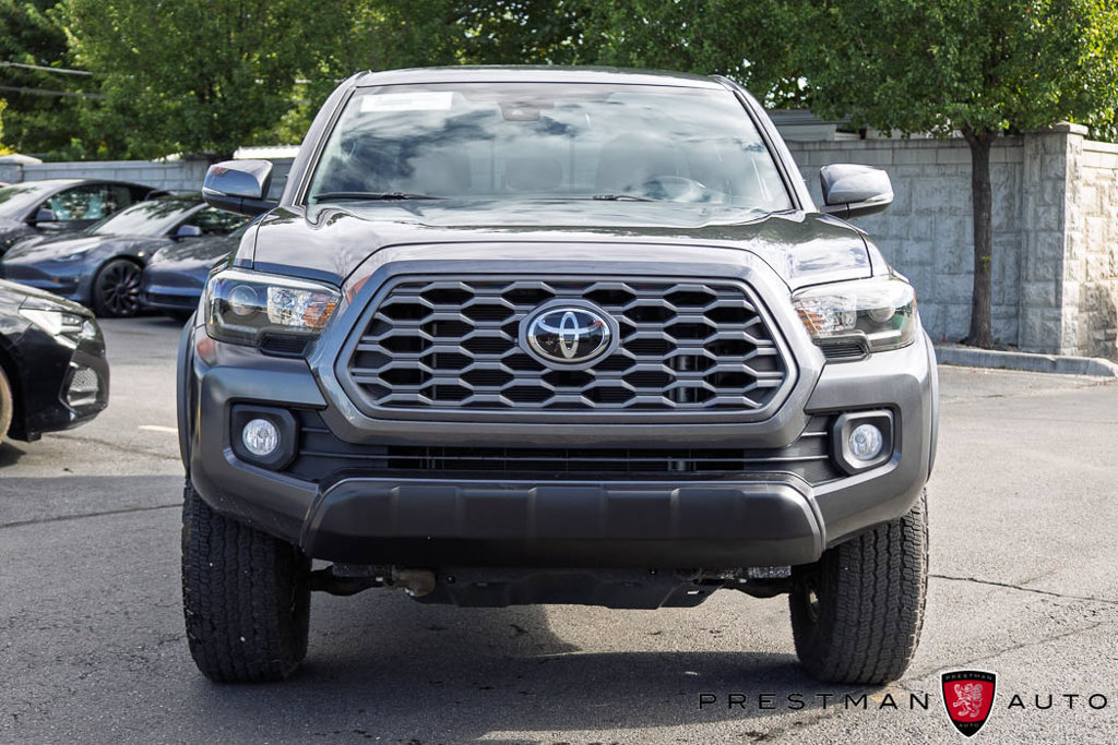 Used 2023 Toyota Tacoma TRD Off-Road AWD/4WD image 15