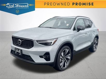 Used 2025 Volvo XC40 B5 Plus w/ Climate Package