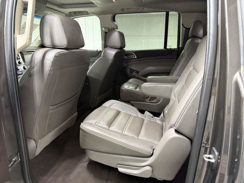 Used 2019 GMC Yukon XL Denali w/ Open Road Package AWD/4WD image 27