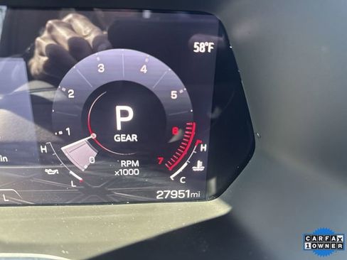 Used 2024 GMC Canyon AT4 image 12