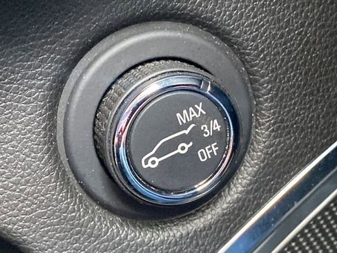 Used 2024 Buick Enclave Essence w/ Sport Touring Edition FWD image 34
