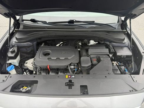Used 2019 Hyundai Santa Fe SE FWD image 31
