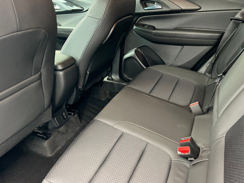 Used 2023 Chevrolet TrailBlazer RS w/ Convenience Package image 12