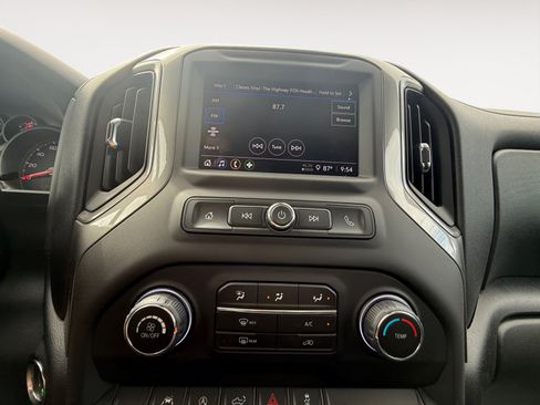 New 2026 Chevrolet Silverado 1500 Custom AWD/4WD image 7