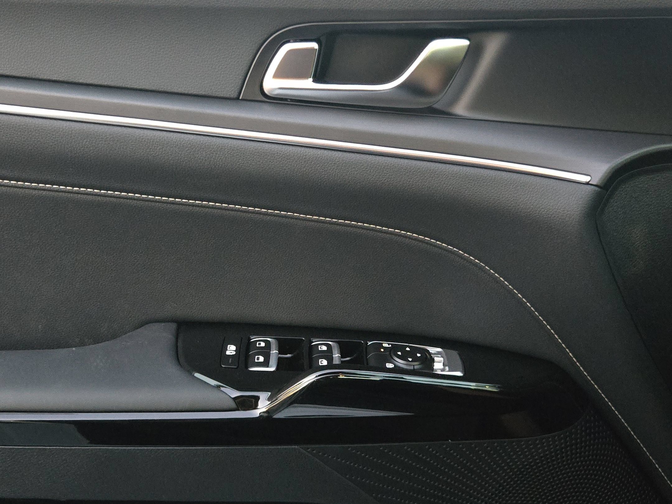 New 2026 Kia K5 GT-Line FWD image 16