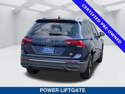 Used 2022 Volkswagen Tiguan SE FWD image 5