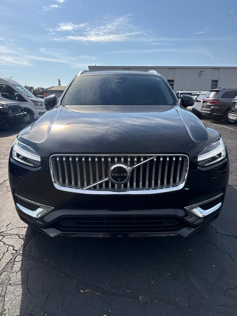 Used 2024 Volvo XC90 B6 Ultimate w/ Lounge Package AWD/4WD image 2