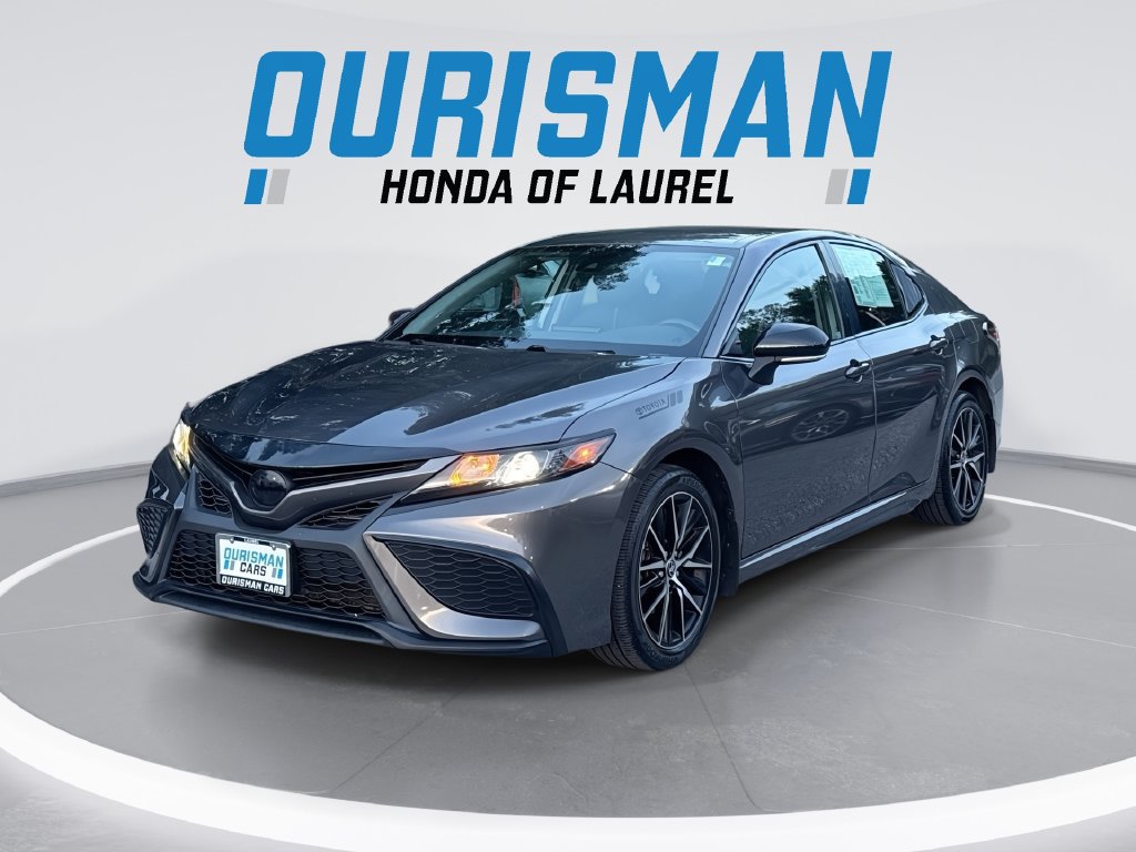 Used 2023 Toyota Camry SE AWD/4WD image 1