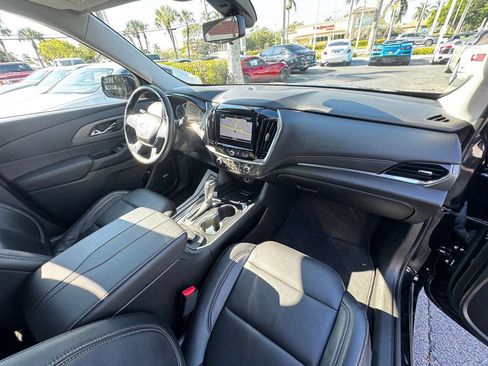 Used 2018 Chevrolet Traverse Premier w/ Driver Confidence II Package image 18