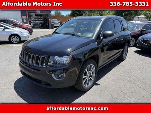Used 2017 Jeep Compass Sport FWD image 1
