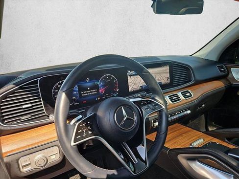 Used 2024 Mercedes-Benz GLE 350 4MATIC image 10