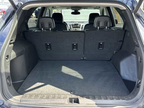 Used 2018 Chevrolet Equinox Premier image 26