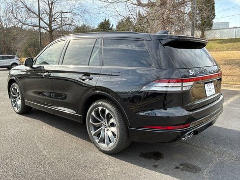 New 2026 Lincoln Aviator AWD w/ Jet Appearance Package image 7