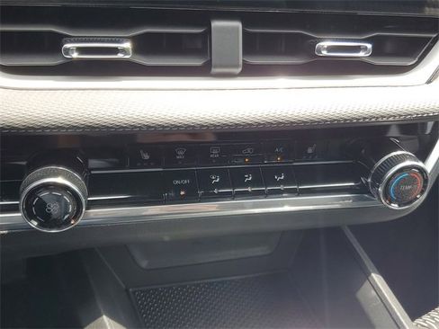 New 2026 Chevrolet Equinox LT image 27