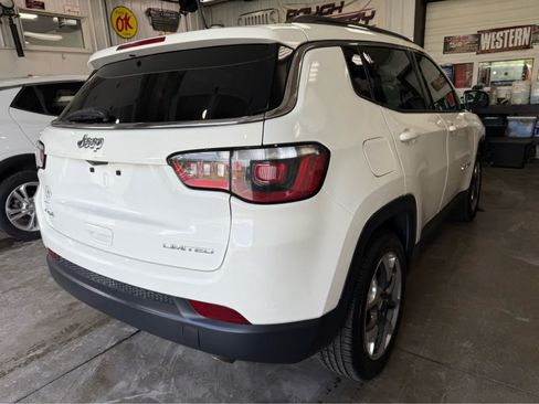 Used 2019 Jeep Compass Limited AWD/4WD image 6