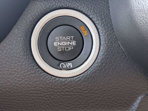 Certified 2025 RAM 1500 Laramie AWD/4WD image 30