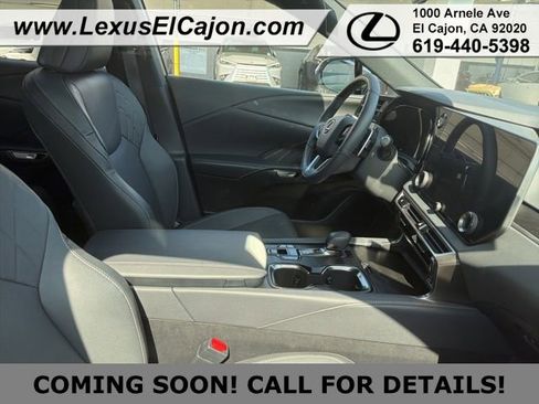 Used 2025 Lexus RX 350h w/ Convenience Package AWD/4WD image 3