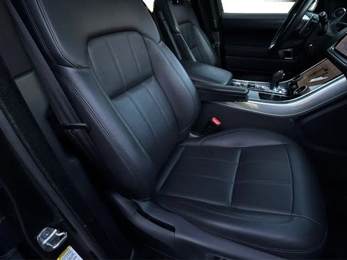 Used 2019 Land Rover Range Rover Sport Supercharged AWD/4WD image 15