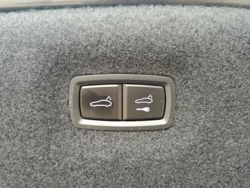 Used 2023 Audi RS e-tron GT w/ Ceramic Brake Package image 25