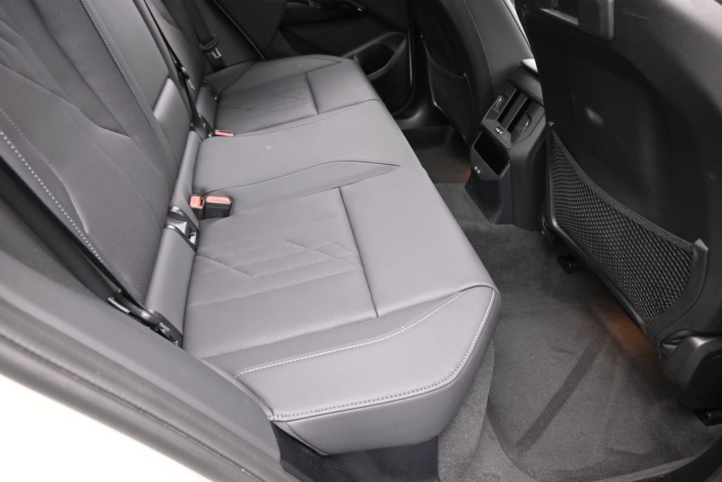 Used 2026 BMW X3 xDrive30i w/ M Sport Package AWD/4WD image 41