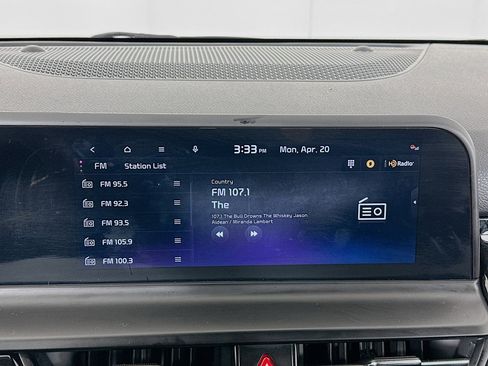 Used 2025 Kia Seltos S image 19