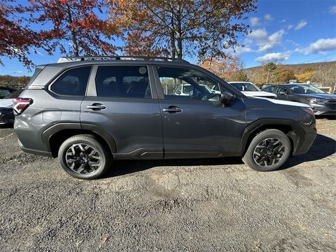 New 2025 Subaru Forester Premium image 9