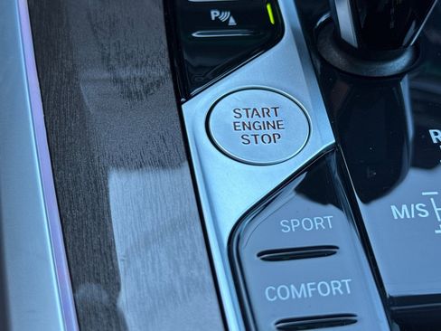 Used 2023 BMW X5 xDrive40i w/ Premium Package image 27