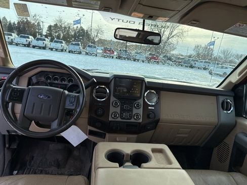 Used 2014 Ford F250 Lariat w/ Lariat Interior Package image 14