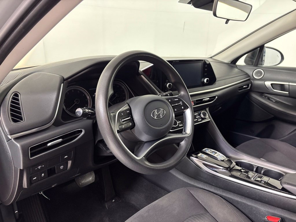 Used 2022 Hyundai Sonata SEL w/ Preferred Accessory Package FWD image 16