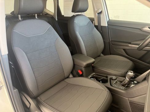 New 2026 Volkswagen Taos SE AWD/4WD image 40