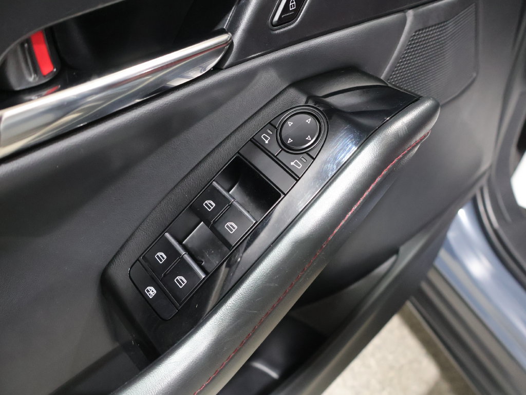 Used 2025 MAZDA CX-30 AWD 2.5 S w/ Preferred Package image 13