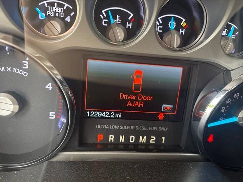 Used 2016 Ford F350 King Ranch w/ Snow Plow Prep Package AWD/4WD image 2