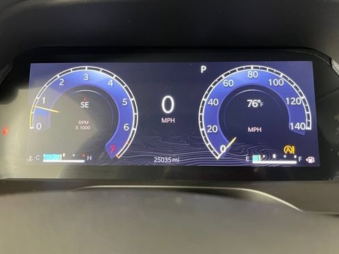 Used 2022 Jeep Grand Cherokee Limited AWD/4WD image 25