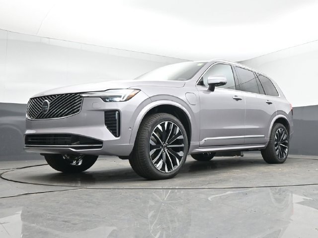 New 2026 Volvo XC90 T8 Plus w/ Protection Package Premier AWD/4WD image 42