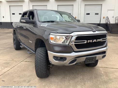 Used 2019 RAM 1500 Big Horn image 4