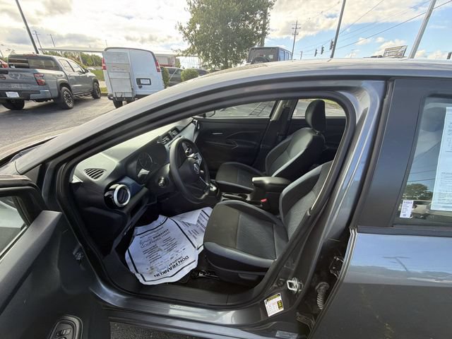 Used 2024 Nissan Versa SV FWD image 11