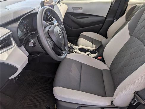 Used 2023 Toyota Corolla LE FWD image 15