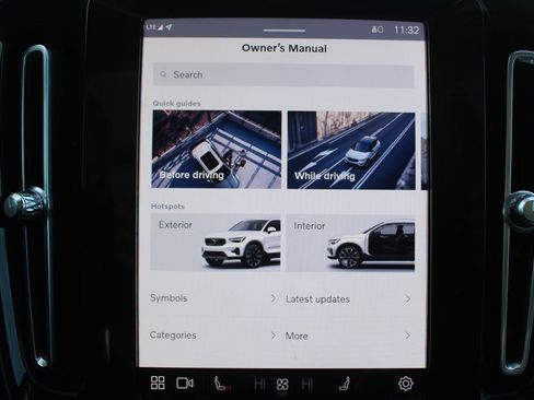 Used 2023 Volvo XC40 B5 Plus w/ Protection Package Premier image 47