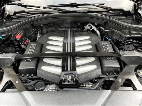 Used 2020 Rolls-Royce Cullinan Black Badge AWD/4WD image 28