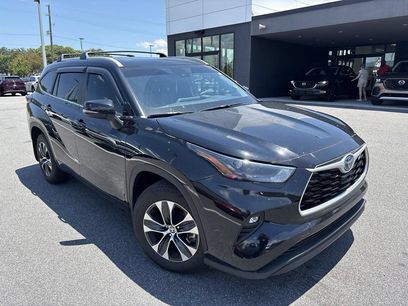 Used 2024 Toyota Highlander XLE