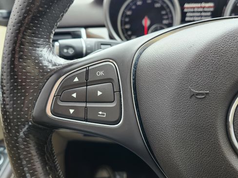 Used 2017 Mercedes-Benz GLE 350 4MATIC w/ Premium 1 Package image 40