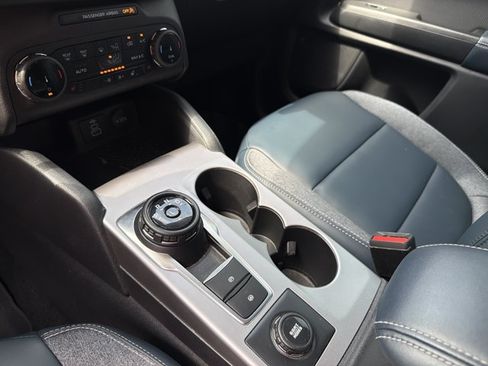 Used 2024 Ford Bronco Sport Outer Banks w/ Tech Package AWD/4WD image 21