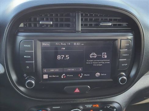 Used 2024 Kia Soul LX w/ Option Group 015 FWD image 13