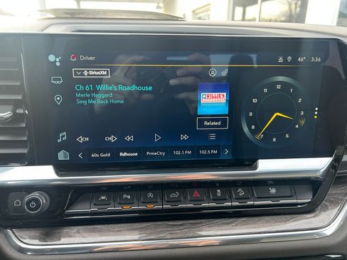 Used 2023 Chevrolet Silverado 1500 LTZ w/ LTZ Premium Package image 22