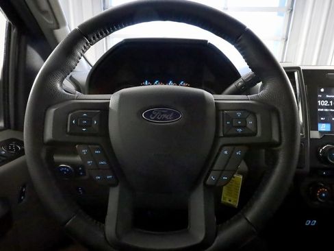 Used 2016 Ford F150 XLT w/ Equipment Group 302A Luxury image 19