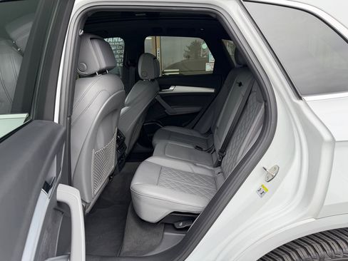Used 2021 Audi SQ5 Premium Plus w/ Premium Plus Package image 5